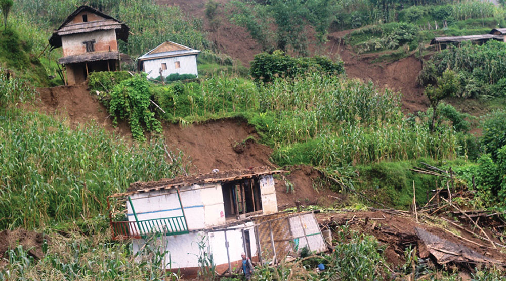 कोशीः मनसुन भित्रिएयता विपद्‌बाट २४ जनाको मृत्यु