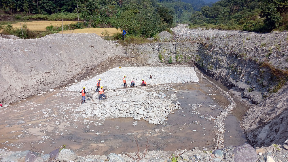 धरानमा खानेपानी सुधार्न सर्दुखोलामा रिजर्भ ट्याङ्की निर्माण